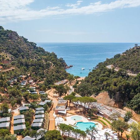 Camping Cala Pola Tossa de Mar Bagian luar foto