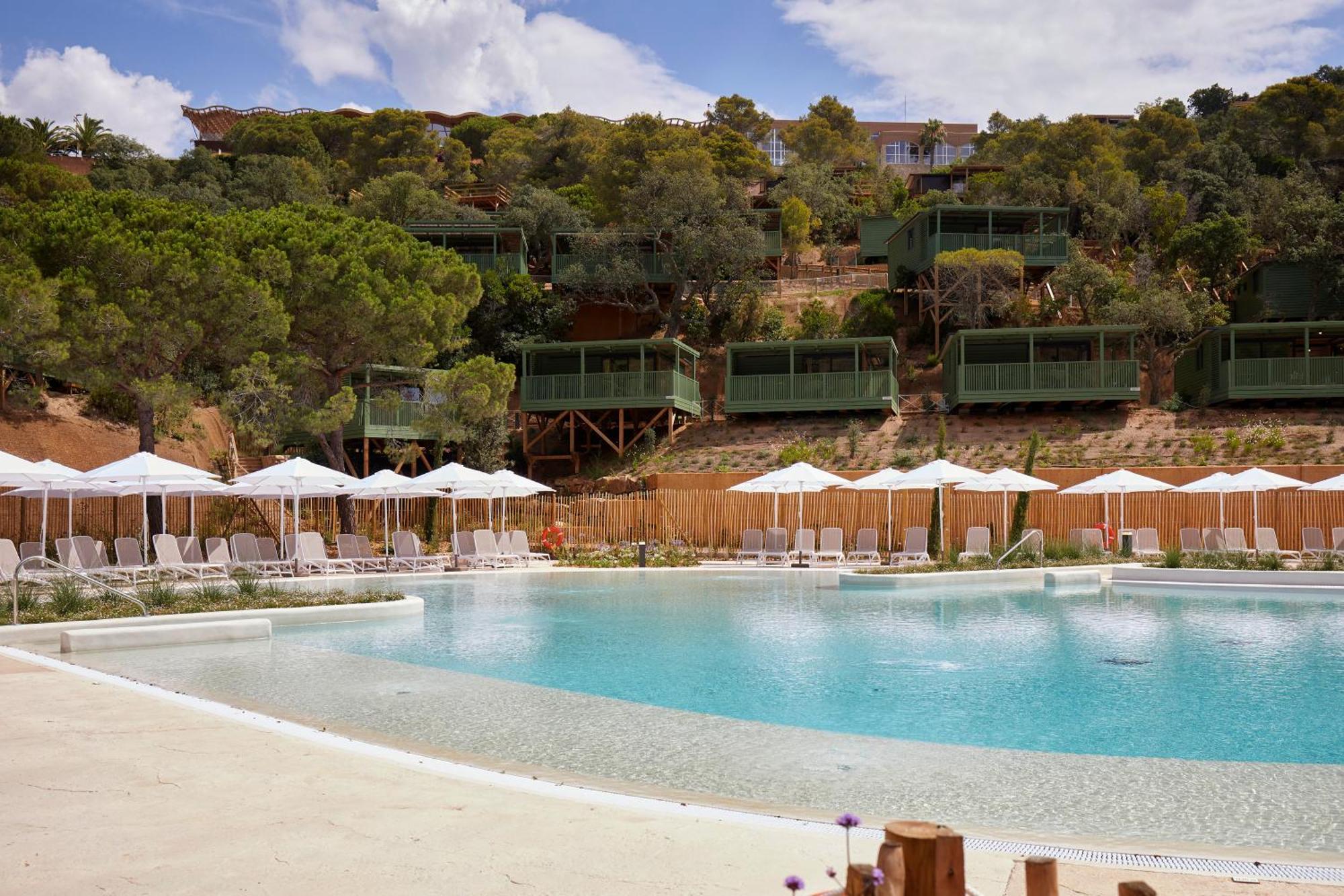 Camping Cala Pola Tossa de Mar Bagian luar foto